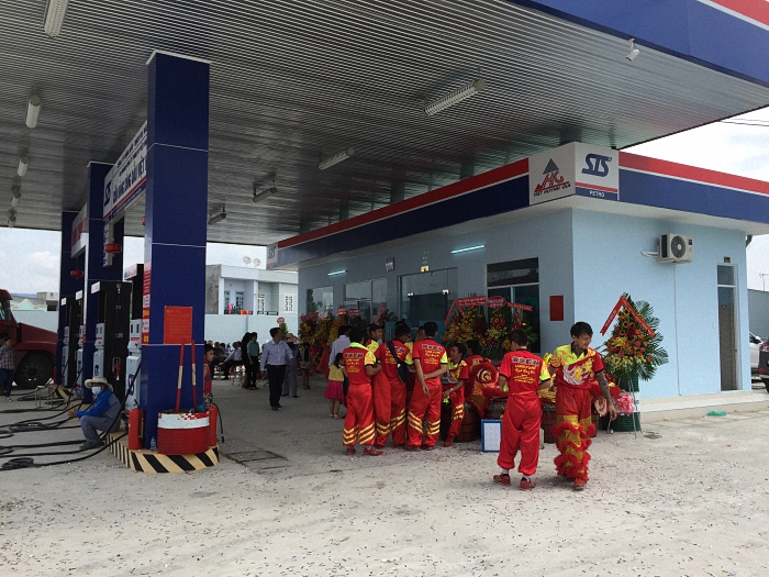 Hình ảnh khai trương đại lý xăng dầu Việt Huỳnh Gia